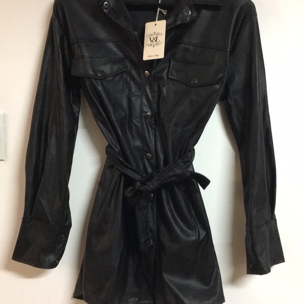 Never worn V&L leather Top